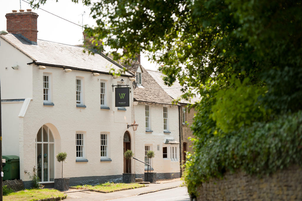 The Wychwood Inn Shipton under Wychwood Bagian luar foto