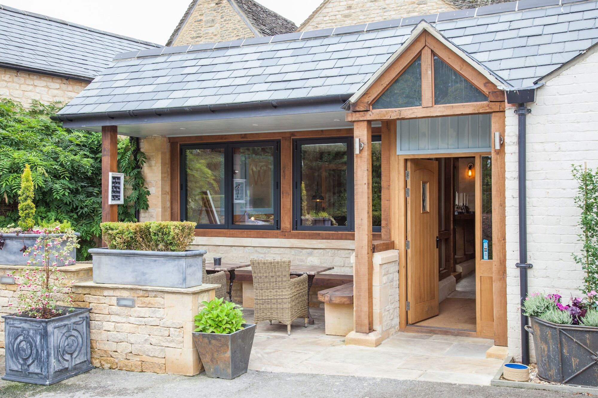 The Wychwood Inn Shipton under Wychwood Bagian luar foto